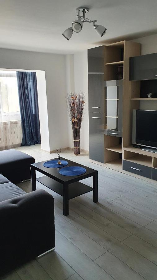 Apartament modern Târgoviște în regim hotelier Exterior foto
